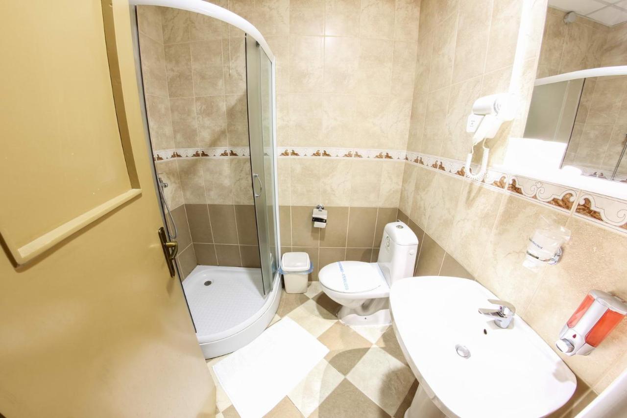 Hotel Ravni Gaj Knic Exteriér fotografie